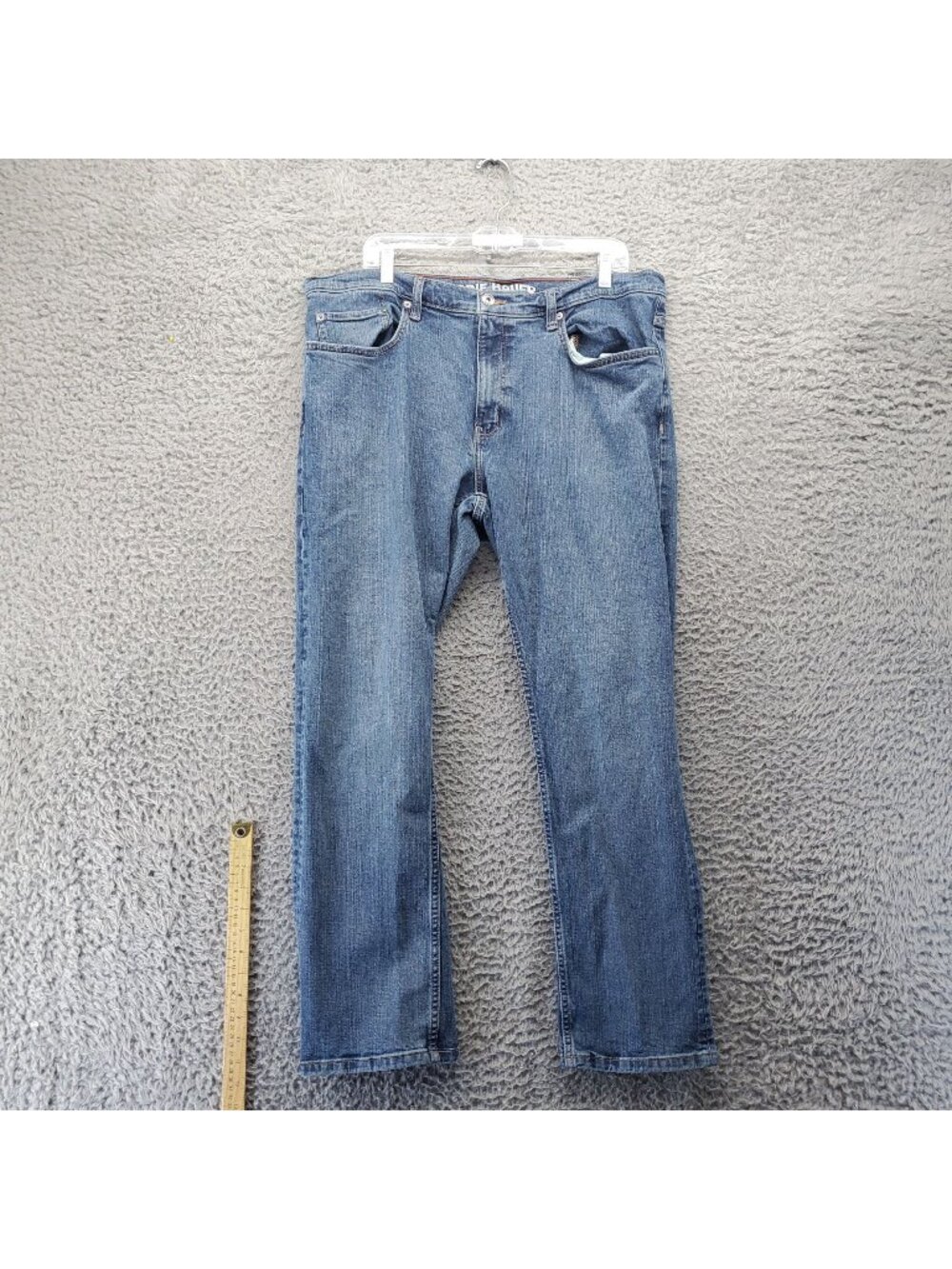 Eddie Bauer Jeans Mens 38X30 Blue Straight Fit Denim Classic Everyday Wear